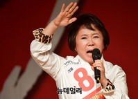 [포토] 지지호소하는 정미경 최고위원 후보