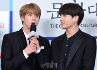 [포토] 방탄소년단 진, 여심 녹이는 비주얼과 보이스