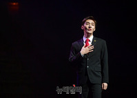 [포토] 뮤지컬 무대 오르는 윤지성