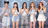 [포토] 걸그룹 ITZY, 남심 녹이는 포즈