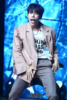 [포토] 솔로 데뷔한 인피니트 장동우, 섹시한 무대