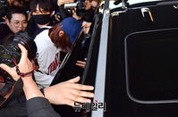 [포토] 입국한 정준영, 묵묵부답으로 차량 탑승