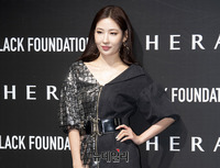 [포토] 이사배 "화려하게 하고 왔어요"