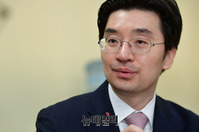 [포토] '탄핵 인사이드 아웃' 저자 채명성 변호사