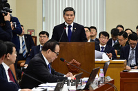 [포토] 법안 제안설명 하는 정경두 국방부 장관