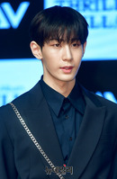 [포토] 아이돌그룹 VAV 멤버 로우