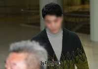 [포토] 영장실질심사 출석한 이문호 버닝썬 대표