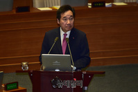 [포토] 답변하는 이낙연 국무총리