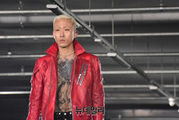 [포토] 딱딱한 형식에서 벗어난 스트릿패션 '바로크'