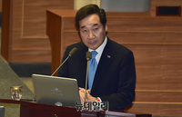 [포토] 답변하는 이낙연 국무총리