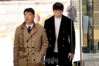 [포토] 법원 출석한 장원용 버닝썬 이사