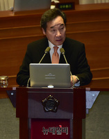 [포토] 답변하는 이낙연 국무총리