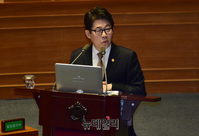 [포토] 발언하는 조명래 환경부 장관