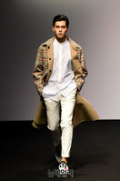 [포토] 트랜디한 패션 런웨이 '송지오 옴므'