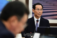 [포토] 답변하는 최정호 국토교통부 장관 후보자