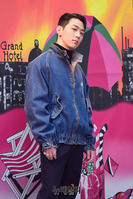 [포토] 청재킷으로 패션 뽐낸 그레이