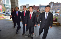 [포토] 구로구청 항의 방문한 이종배·정유섭·장석춘 