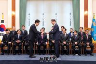 [포토] 박양우 신임 문화체육관광부 장관