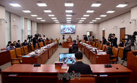 [포토] 여·야간 갈등, 문형배 인사청문회 초반 파행