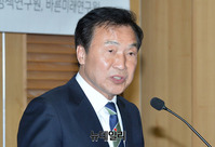 [포토] 인사말 하는 손학규 바른미래당 대표