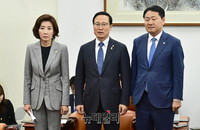 [포토] 한 자리에 모인 여야 3당 원내대표