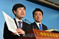 [포토] 하태경·유의동 "오신환 사보임 국회법상 불가"