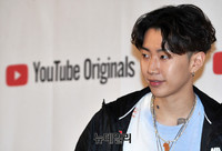 [포토] 박재범 "유튜브서 만나요"