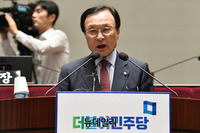 [포토] 모두발언하는 이해찬 민주당 대표