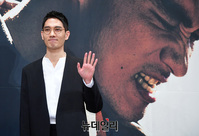 [포토] 드라마 첫 주연 맡은 배우 엄태구