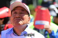 [포토] 4대강보해체저지 출범 후 첫 국민대회 참석한 이재오 공동대표