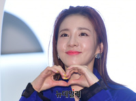 [포토] 산다라박, 당신을 위한 손하트