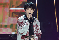 [포토] 가수 남우현 'Hold on me'