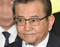 [포토] 입술 굳게 닫은 김학의 전 차관
