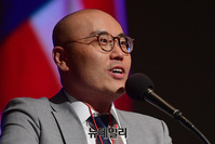 [영상] 한미자유우호의밤, 강연하는 이정훈 교수