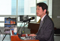 [포토] 축사하는 이인영 더불어민주당 원내대표