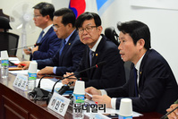 [포토] 발언하는 이인영 더불어민주당 원내대표