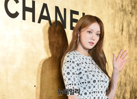 [포토] 이성경, 고급진 손인사