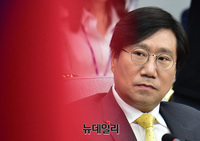 [포토] 확대 간부회의 참석한 양정철 민주연구원장