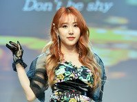 [포토] 섹시 컨셉으로 돌아온 가수 이츠