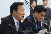 [포토] 모두발언 하는 손학규 바른미래당 대표