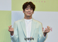 [포토] 여심 녹이는 배우 김민규