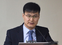 [포토] '최저임금-주52시간제' 관련 발언하는 라정주 원장