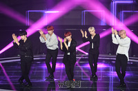 [포토] 아이돌그룹 AB6IX, 섹시한 남자들  