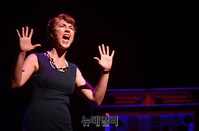 [포토] 열연하는 브로드웨이 뮤지컬 배우 '카산드라 맥고완'