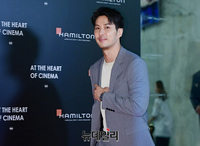 [포토] 김지석 "시계 전시 보러 왔어요"