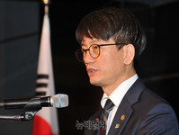 [포토] 축사하는 박재민 국방부 차관