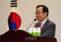 [포토] 선언식 축사하는 이주영 국회 부의장