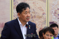 [포토] 현안보고 하는 박양우 문화체육관광부 장관