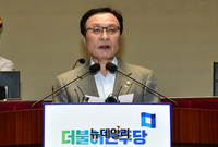 [포토] 발언하는 이해찬 더불어민주당 대표