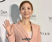 [포토] 배우 윤세아, 우아한 인사